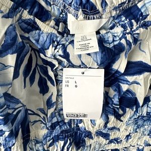 H&M off the shoulder dress new with tags blue and white.  Sold out at h&m